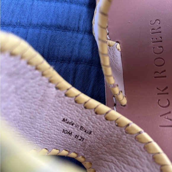 Jack Rogers embroidered sandals - Picture 3 of 3